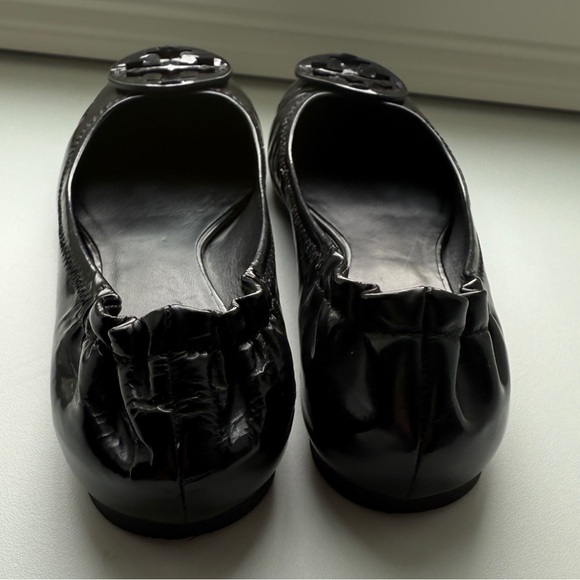 EUC Tory Burch Shoes | Tory Burch Patent Leather Flats | Color: BLACK | Size: 9 - Picture 10 of 10